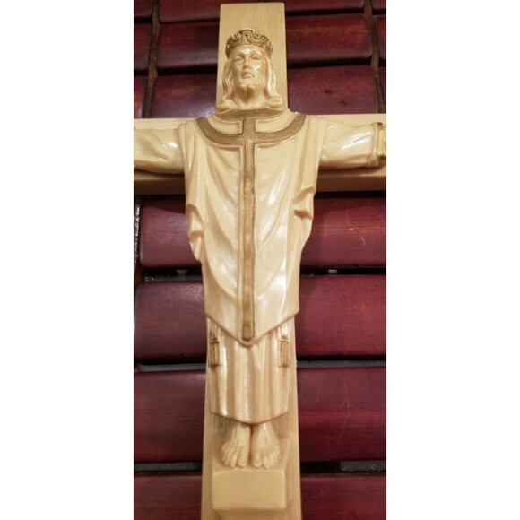 Vintage Resin Crucifix 12"x6" - Picture 3 of 4